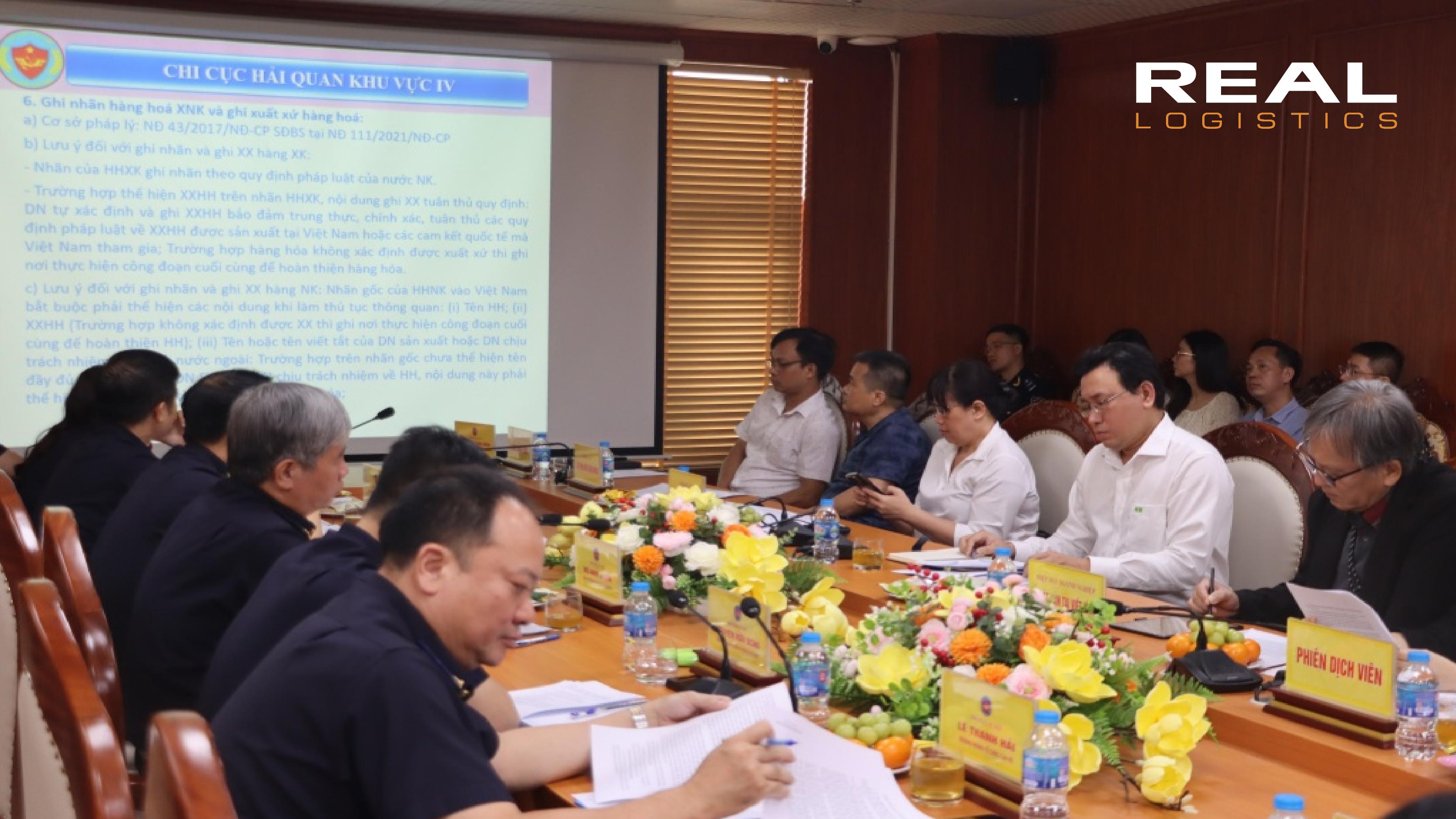 ghi-xuat-xu-va-ghi-nhan-hang-hoa-xuat-nhap-khau-theo-quy-dinh-moi-1.webp